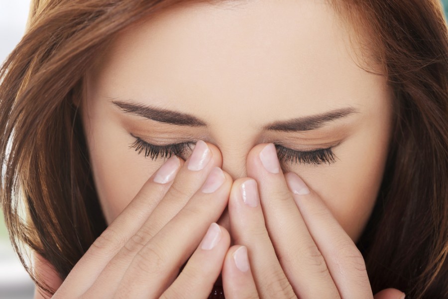 Est-ce que la sinusite peut affecter les yeux ?