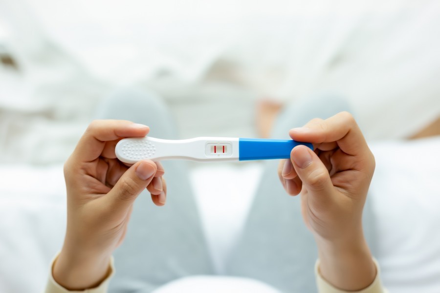 Test de grossesse positif : que faire ensuite ?